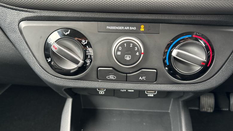 Hyundai i10 1.0 [63] Advance 5dr [Nav] Petrol Hatchback